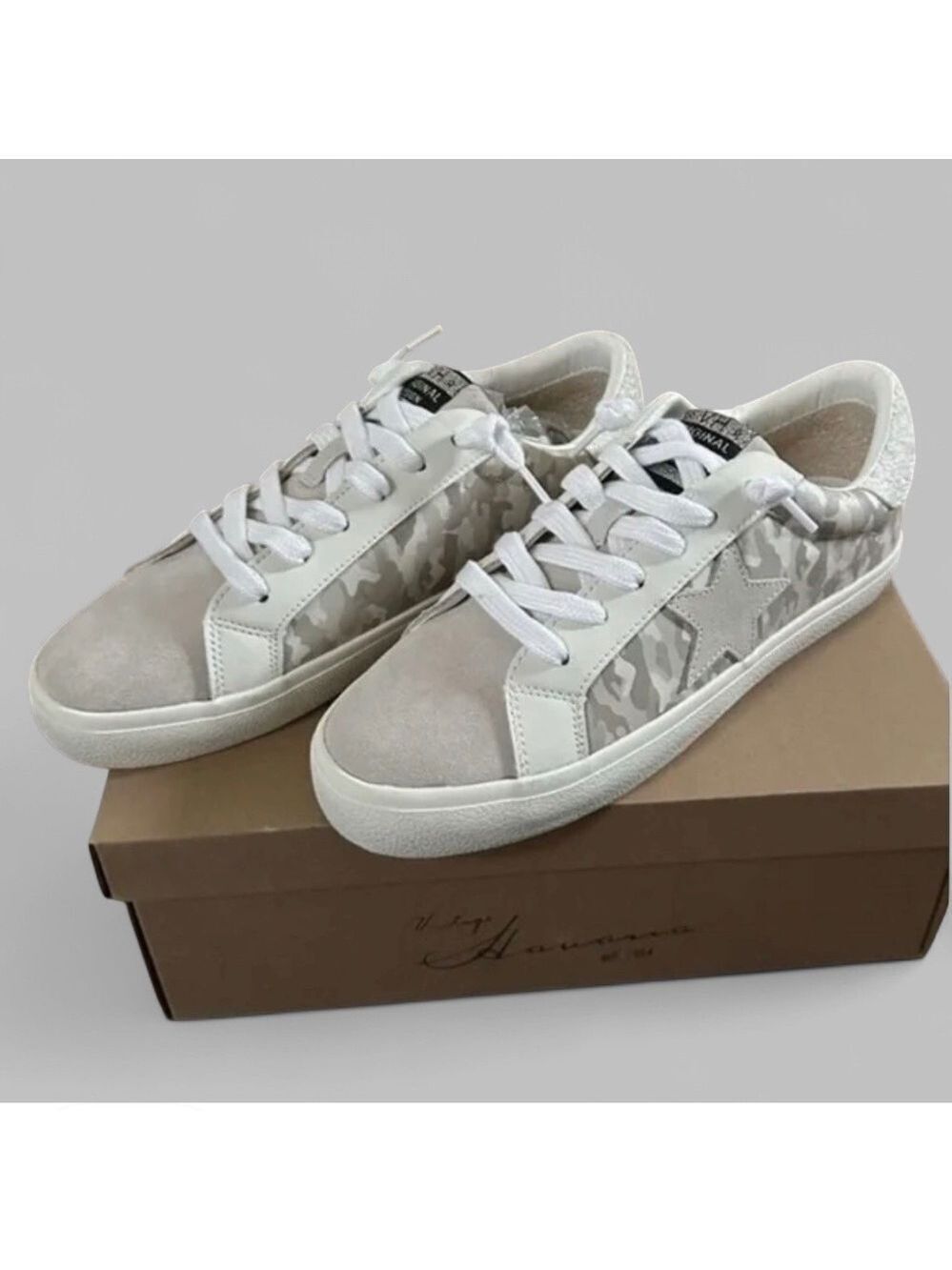 Vintage Havana Camo Star Sneakers Gray White
Size 8 NIB - Picture 13 of 14